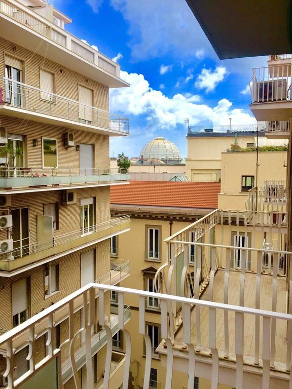 Bed And Breakfast Via Toledo 156 เนเปิลส์ ภายนอก รูปภาพ
